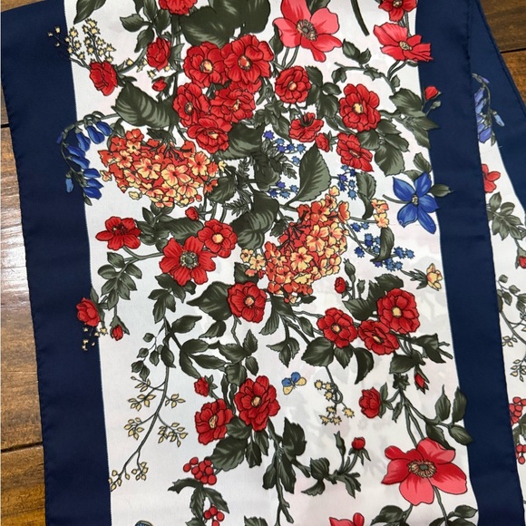 Floral Print Scarf with Red and Blue Accents - Picture 5 of 8
